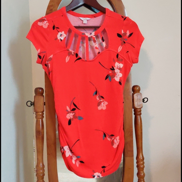 Floral top - Picture 2 of 5